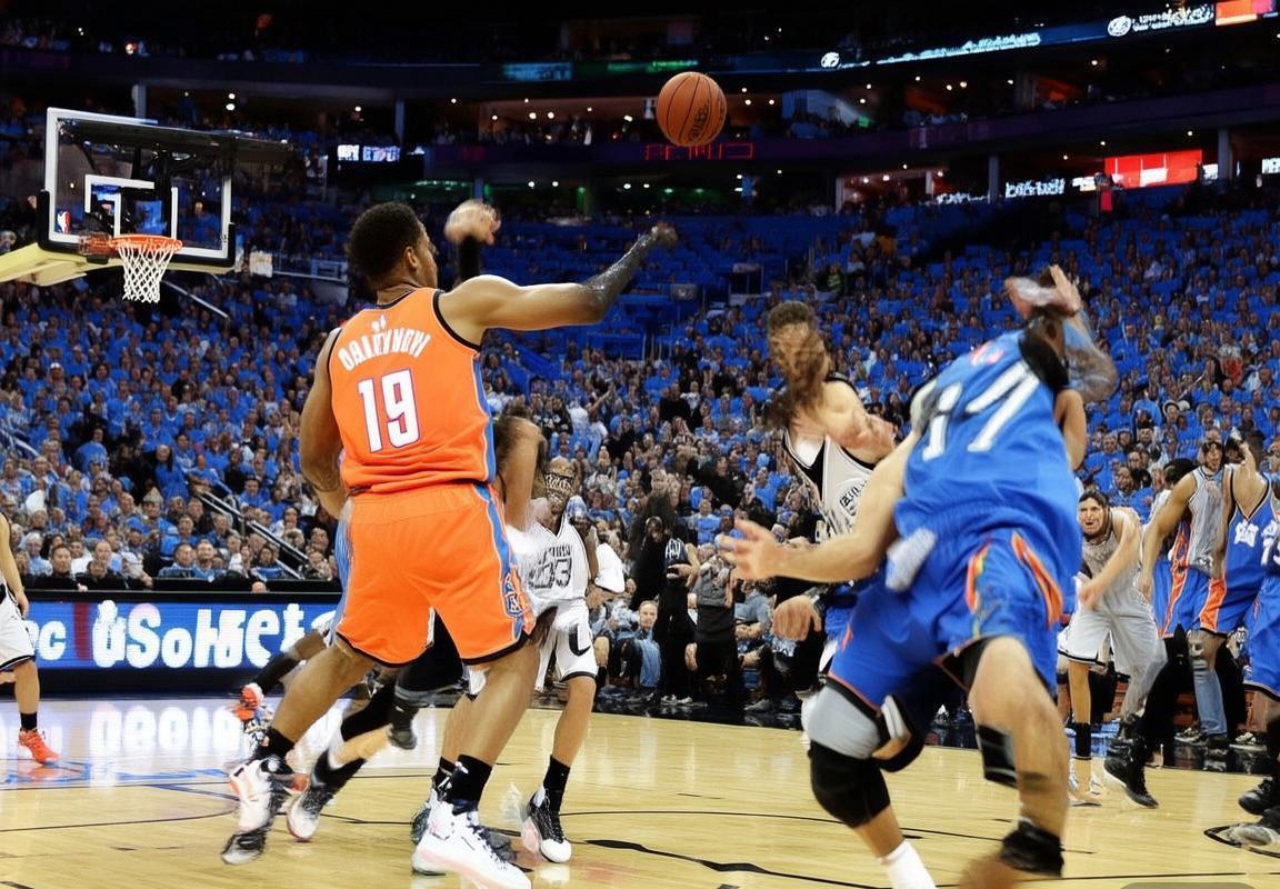 2012年NBA西部决赛：雷霆对马刺巅峰对决回顾